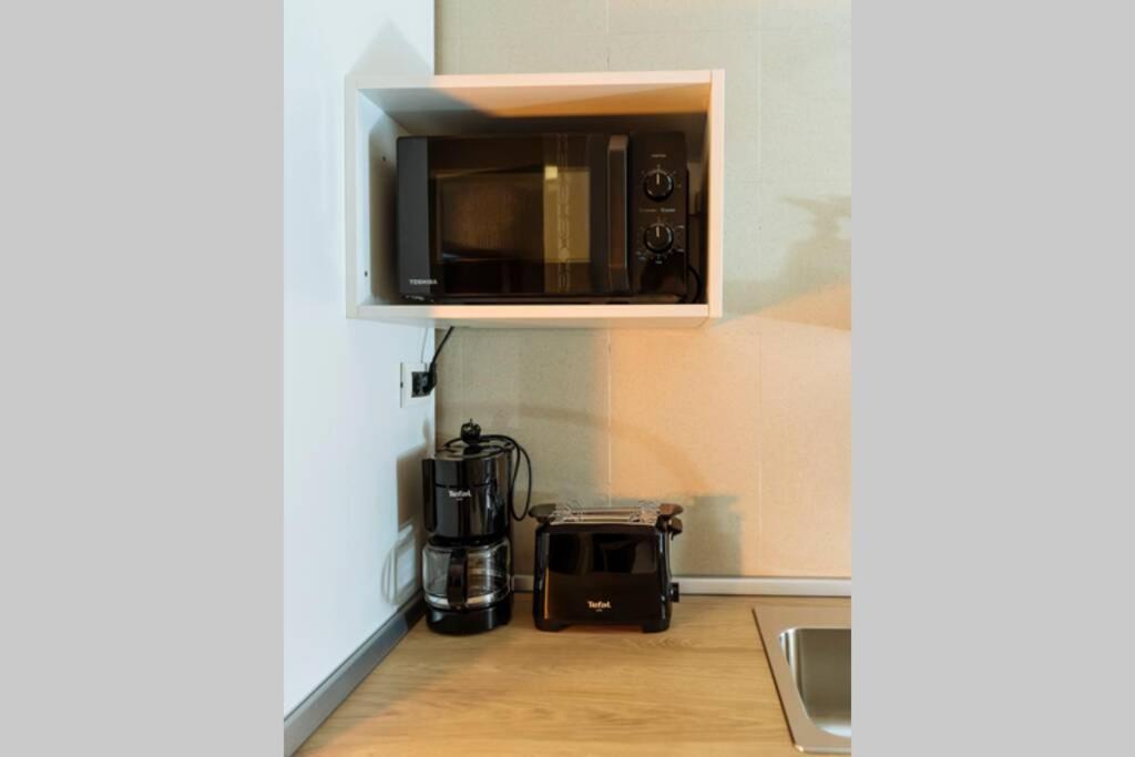 Studio With Private Terrace Next To Cismigiu Bukarest Exteriör bild